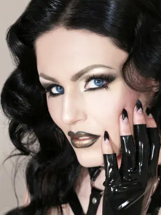 Luciana Lou